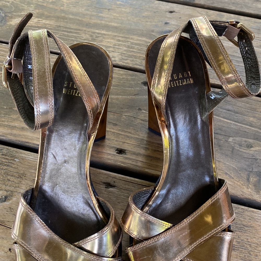New Stuart Weitzman Metallic Peep Toe Block Heels - image 4